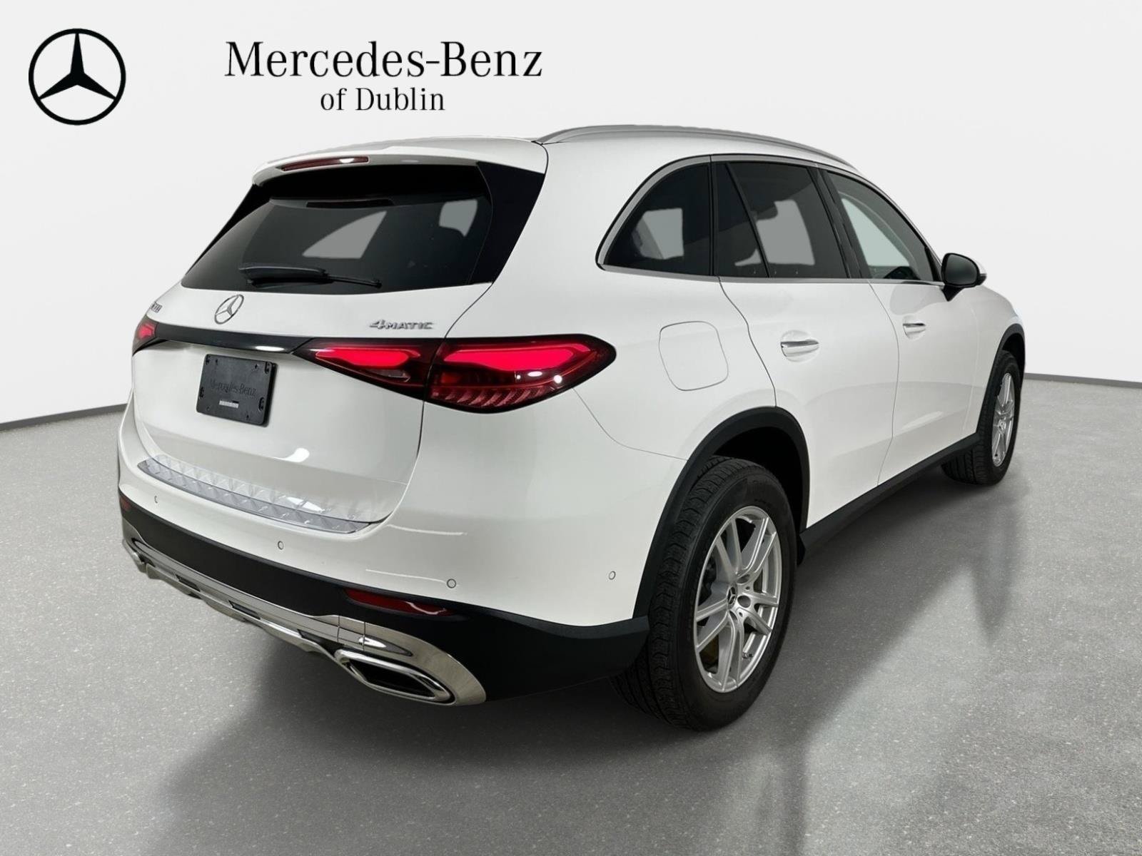 Used 2023 Polar White Mercedes-Benz GLC 300 image 11