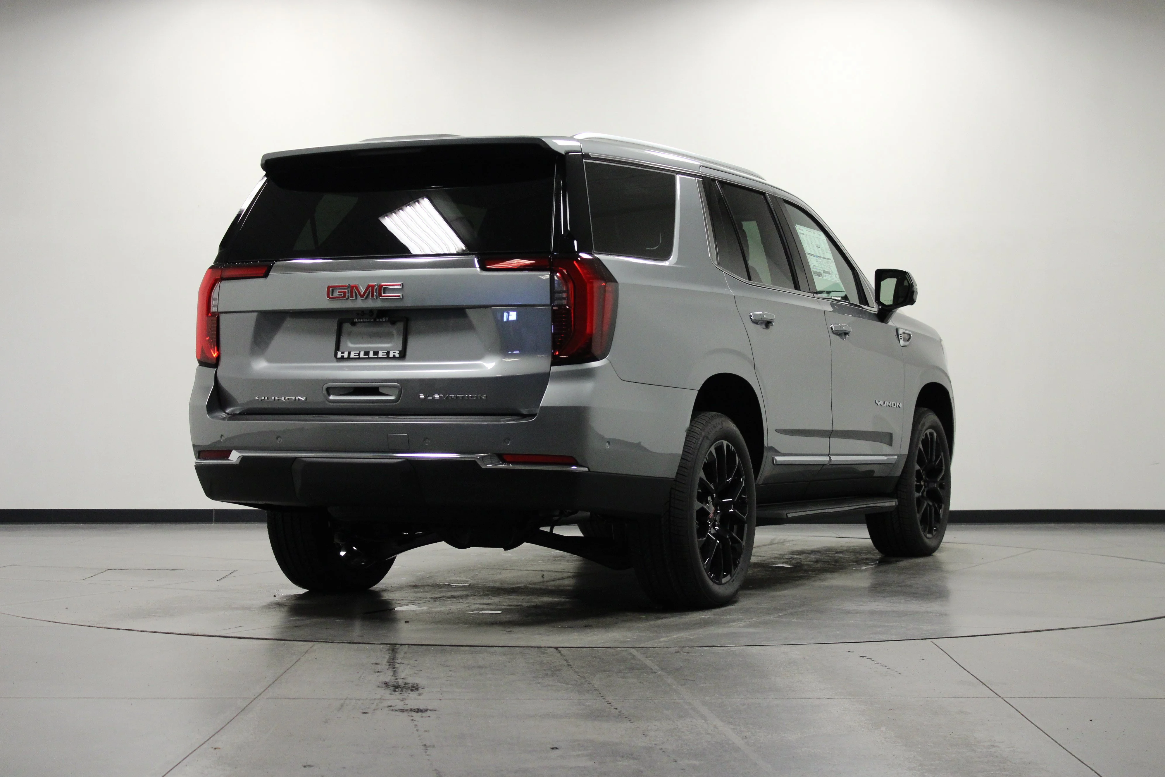 New 2026 Sterling Metallic GMC Elevation image 4