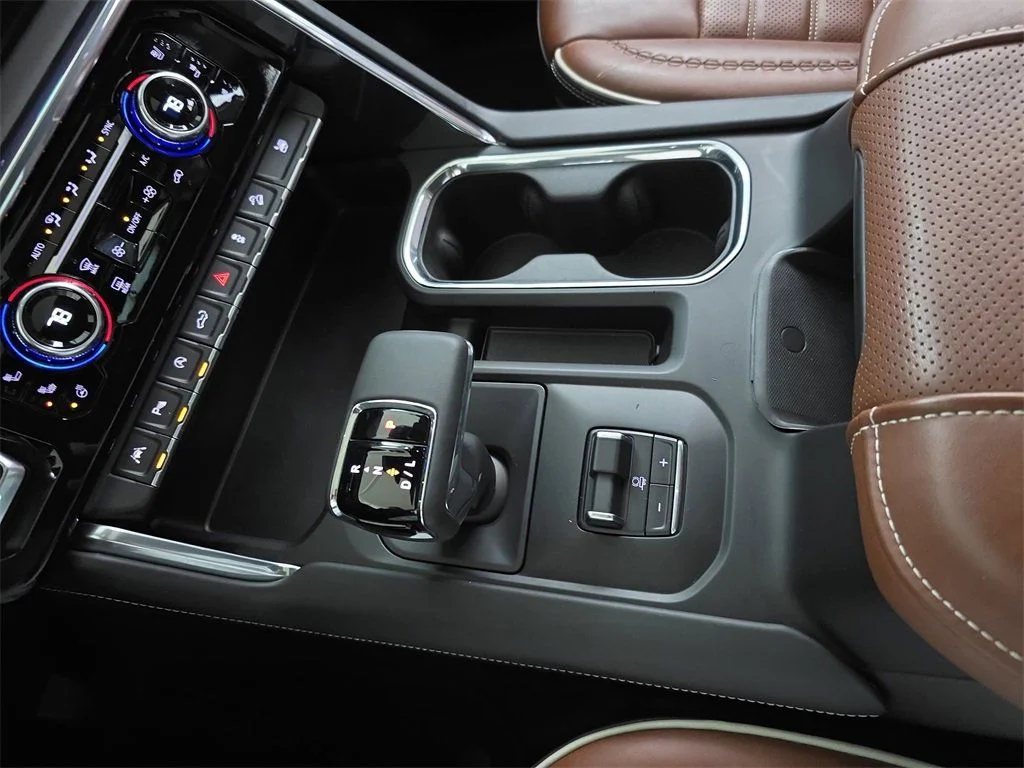 Used 2023 Silver GMC Denali Ultimate image 26