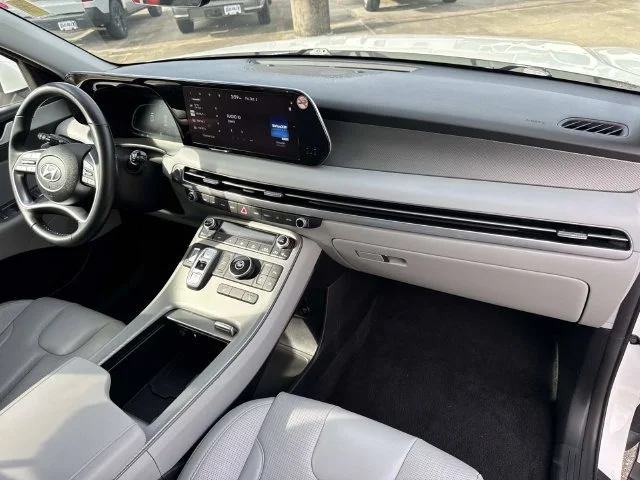 Used 2024 White Hyundai SEL image 39