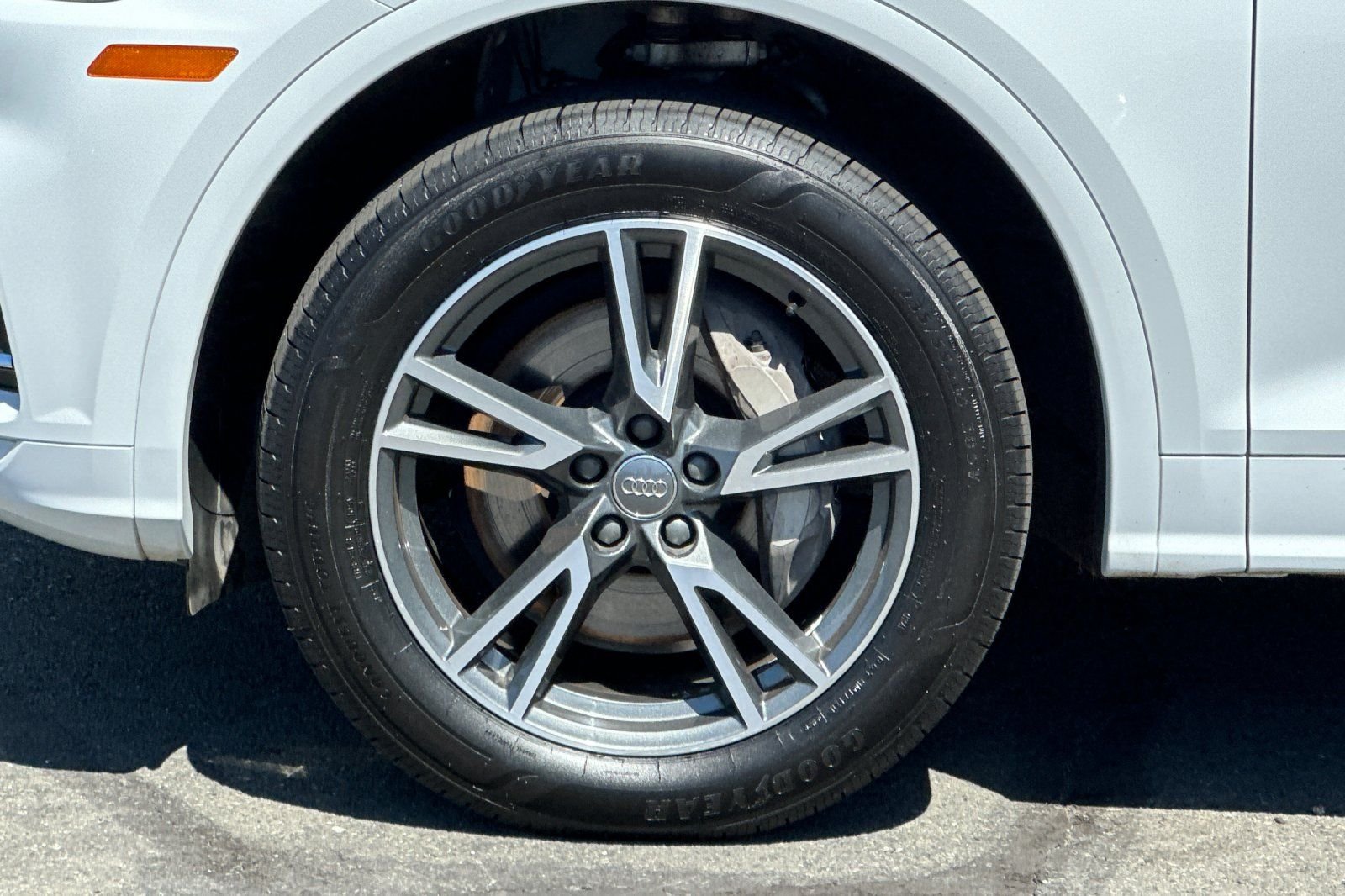 Used 2020 White Audi 55 Premium image 27