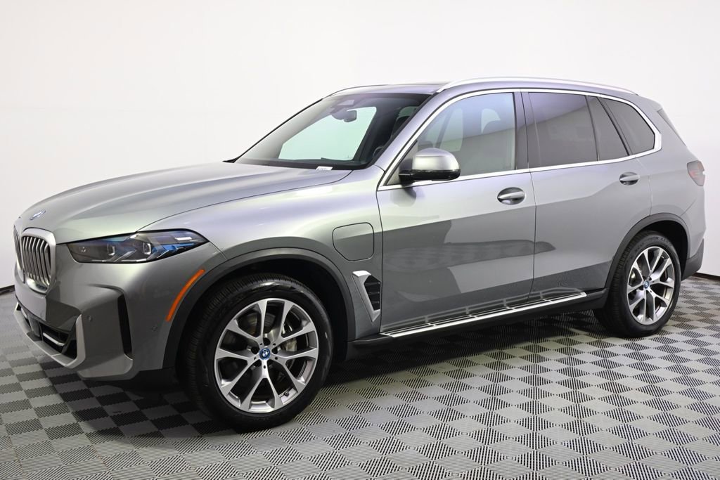 Used 2025 BMW X5 50e with VIN 5UX43EU01S9Z06204 for sale in Minneapolis, MN