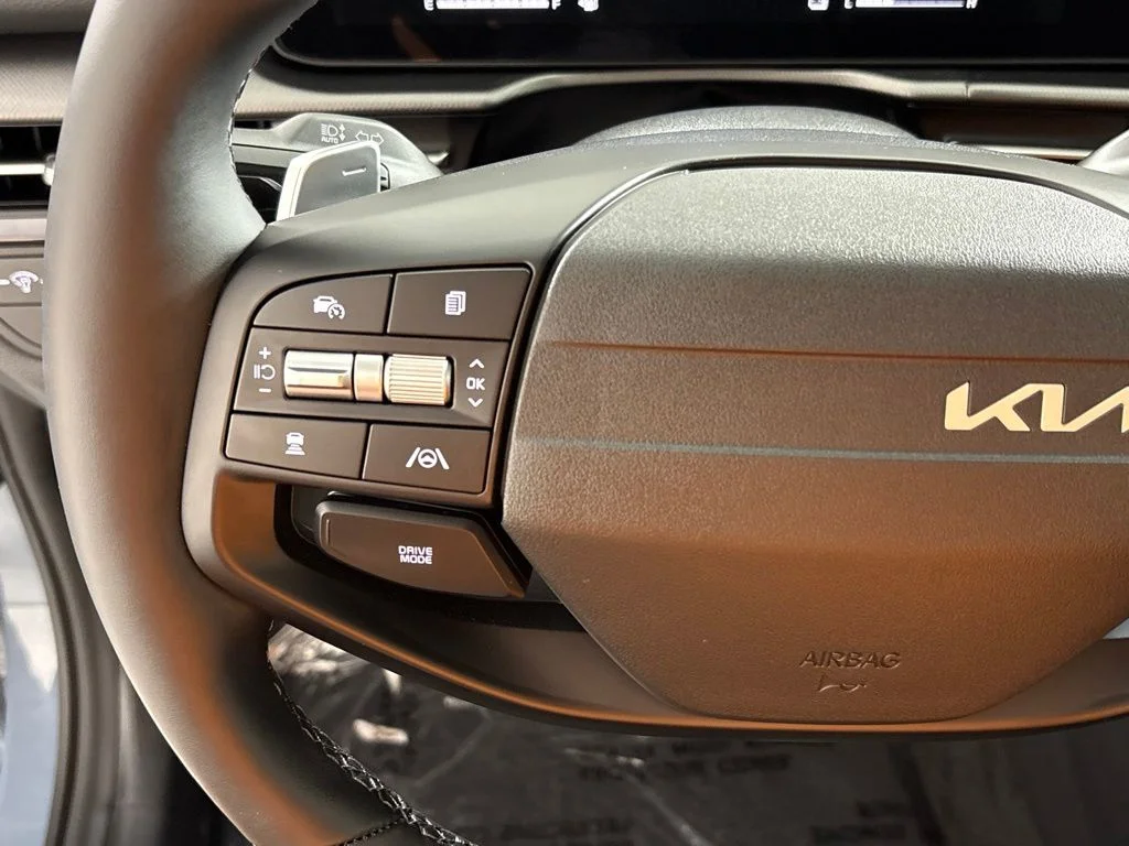 New 2027 Heritage Blue Kia S image 28