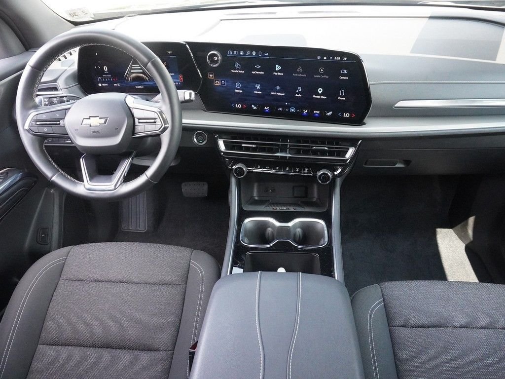 Used 2025 Black Chevrolet LT image 40