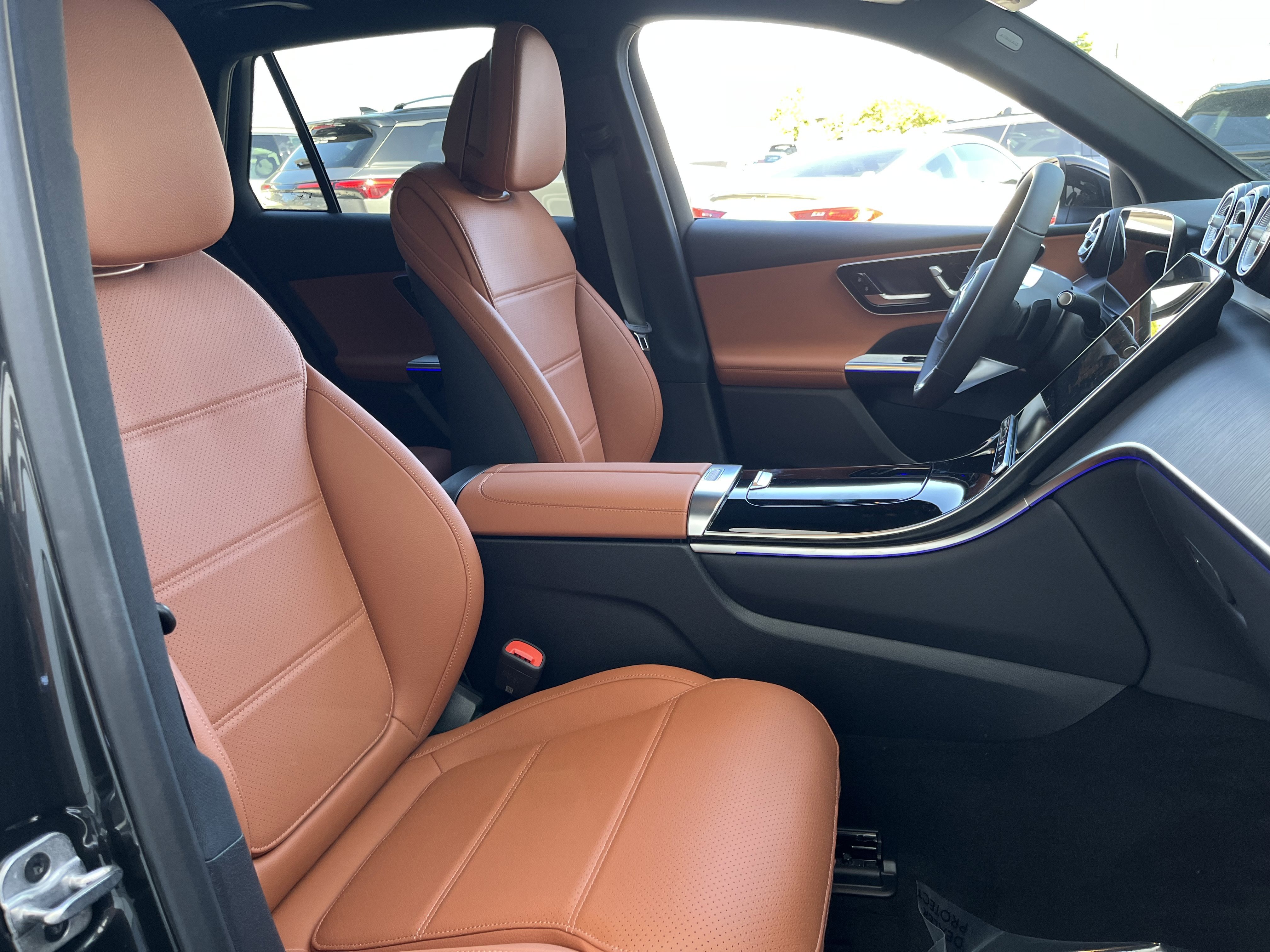New 2026 Graphite Grey Metallic Mercedes-Benz GLC 300 image 22