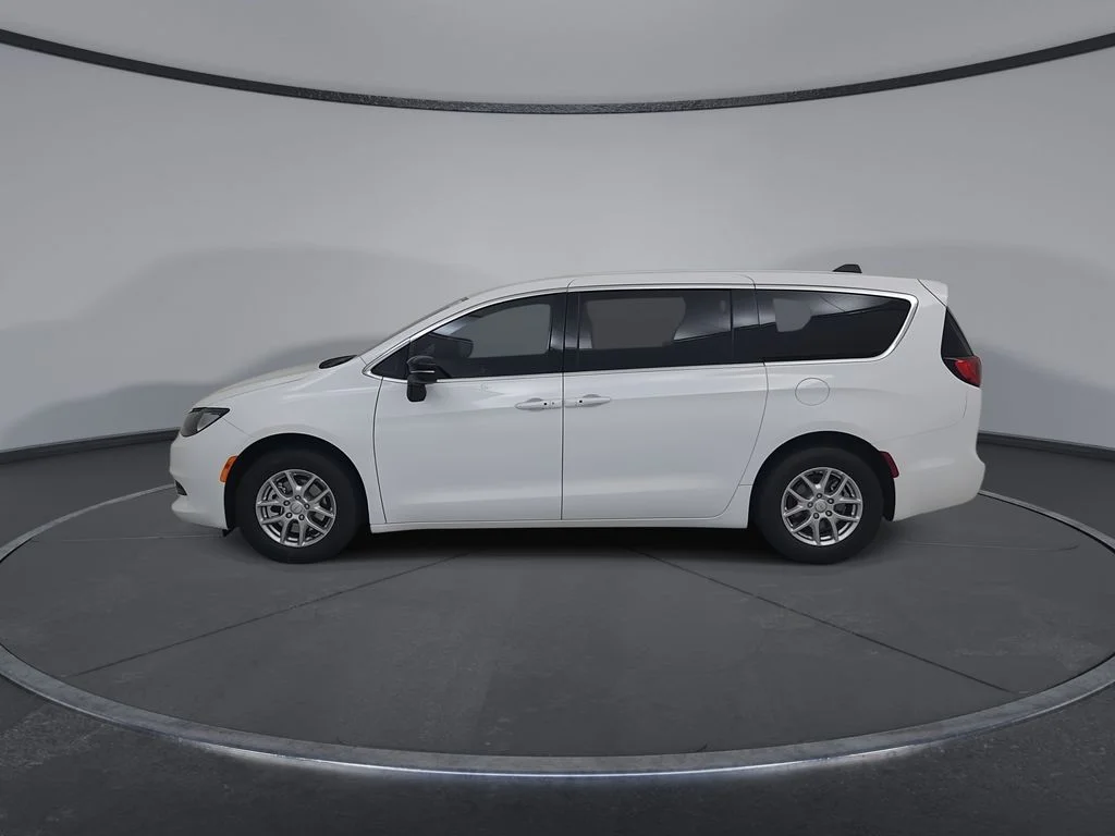 New 2027 Bright White Clear-Coat Exterior Paint Chrysler LX image 9
