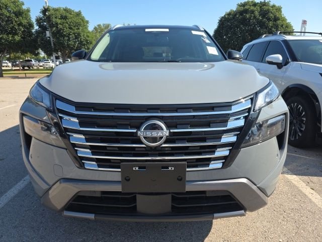 Used 2025 Gray Nissan SL image 2