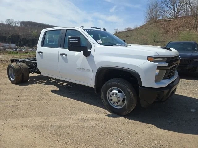 2026 Chevrolet Silverado 3500 HD Chassis Cab