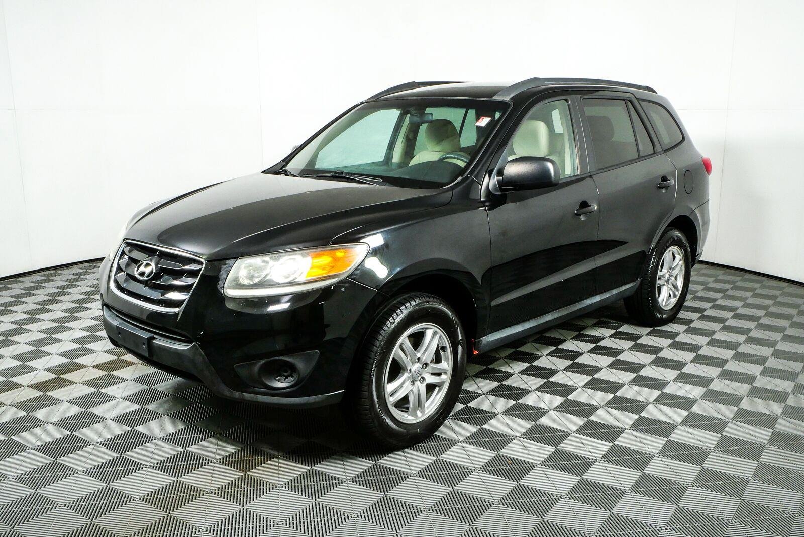 Used 2011 Phantom Black Metallic Hyundai GLS image 23