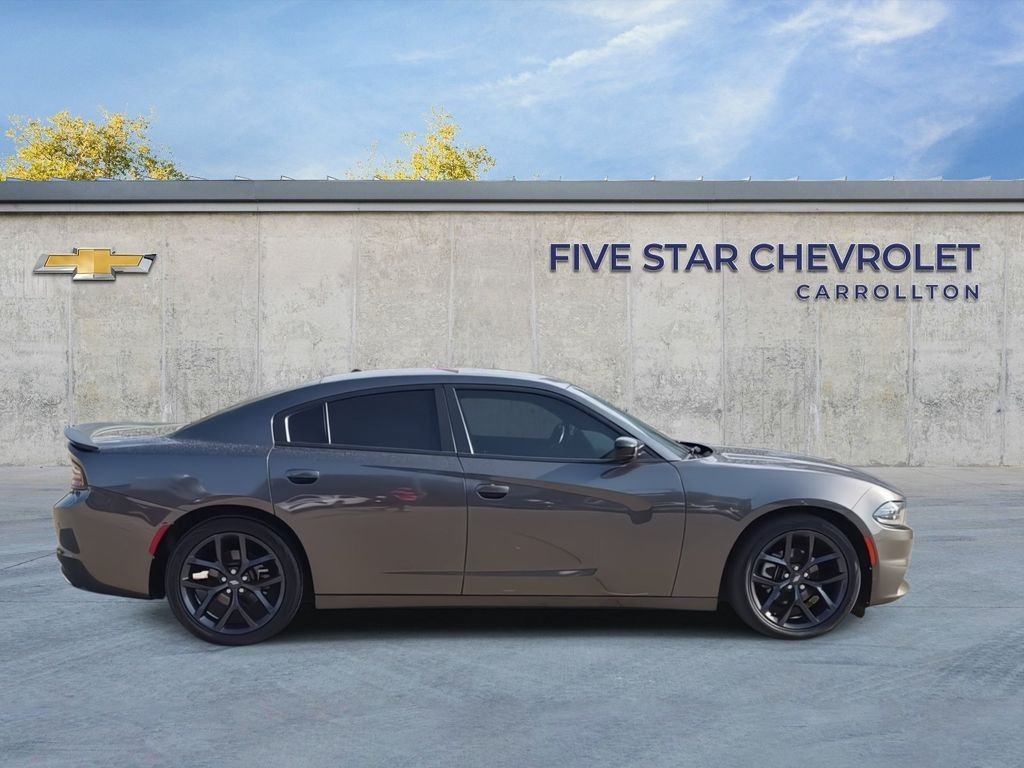 Used 2021 Gray Dodge SXT image 9