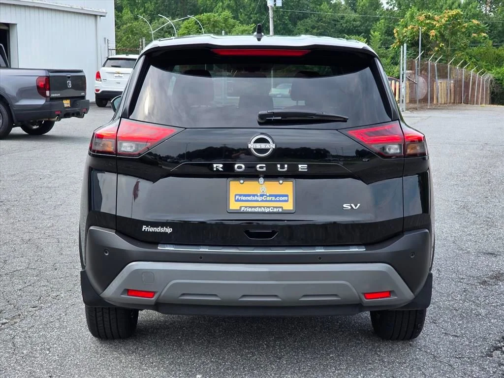 Used 2022 Black Nissan SV image 25