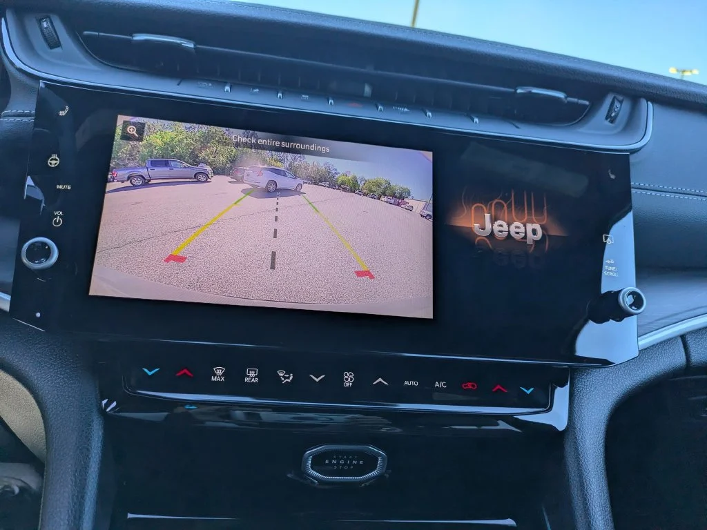 New 2027 Gray Jeep  image 23
