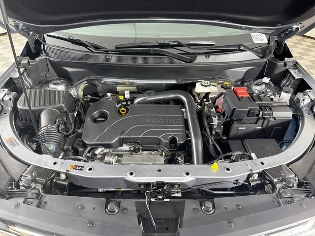 New 2027 Sterling Gray Metallic Chevrolet LT image 30