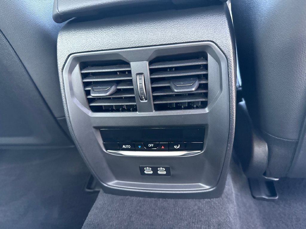 New 2026 Skyscraper Grey Metallic BMW eDrive40 image 17