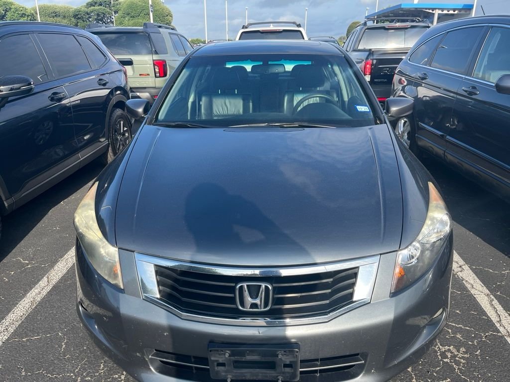 Used 2008 Polished Metal Metallic Honda EX-L image 2