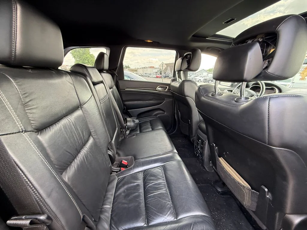 Used 2014 Red Jeep Limited image 10