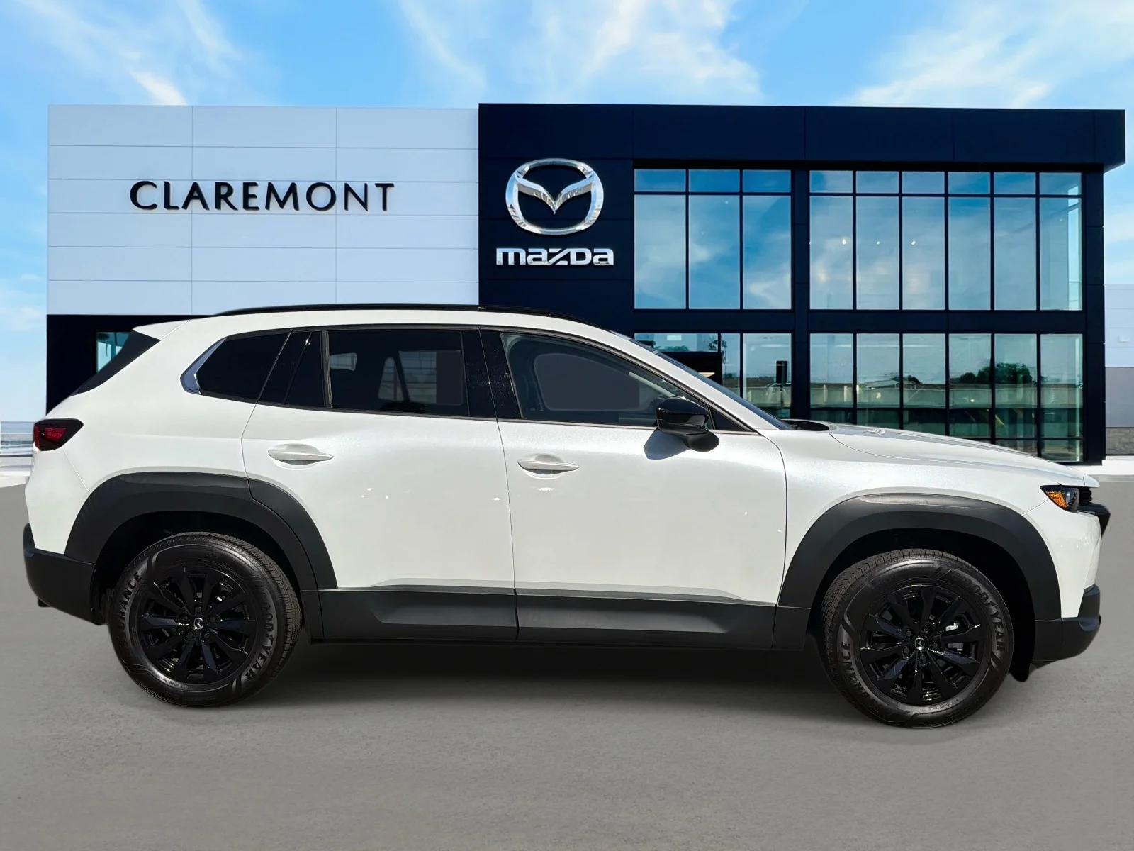 Certified Used 2026 WIND CHILL PEARL Mazda Premium AWD image 4