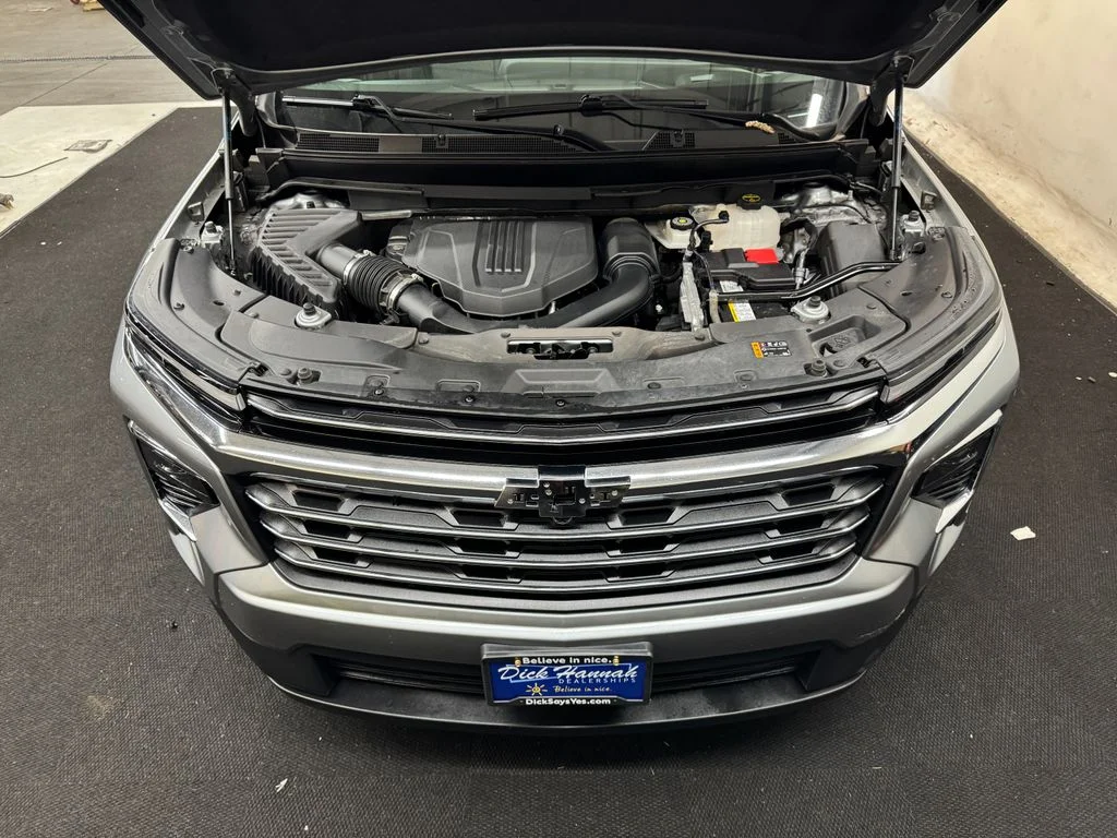 Used 2024 Gray Chevrolet LT image 11