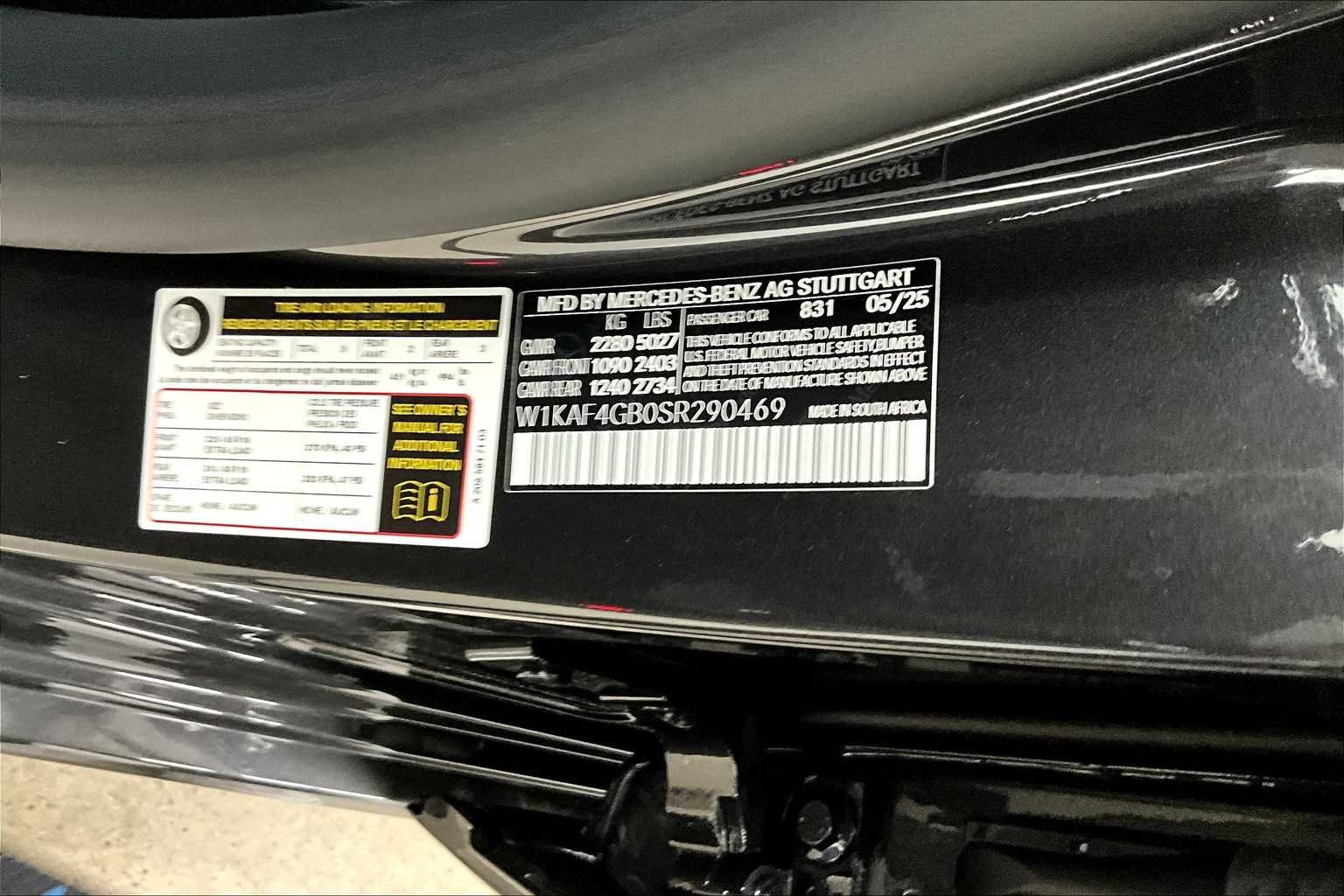 New 2025 Graphite Grey Metallic Mercedes-Benz C 300 image 21