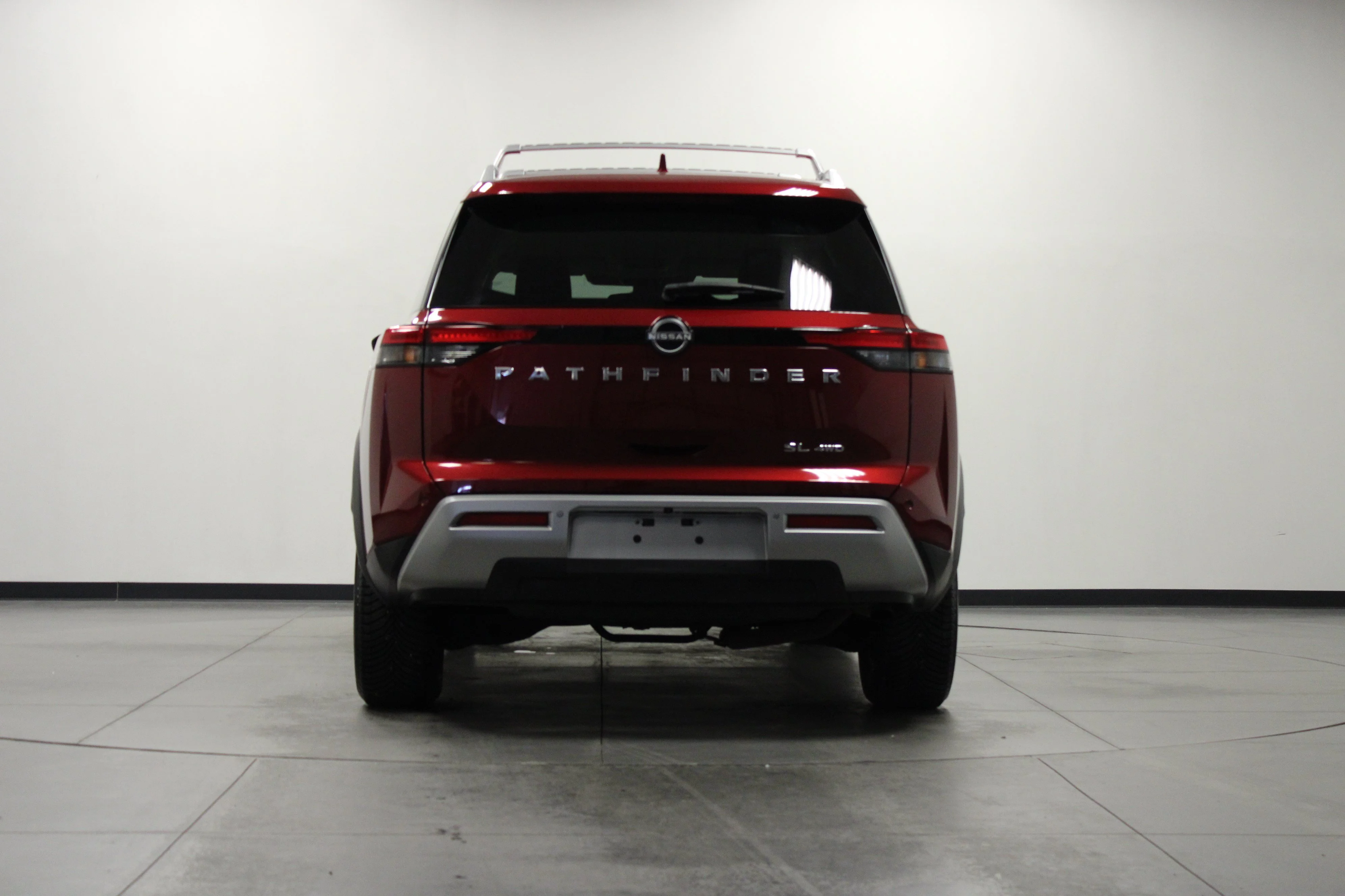 Used 2022 Scarlet Ember Tintcoat Nissan SL image 5