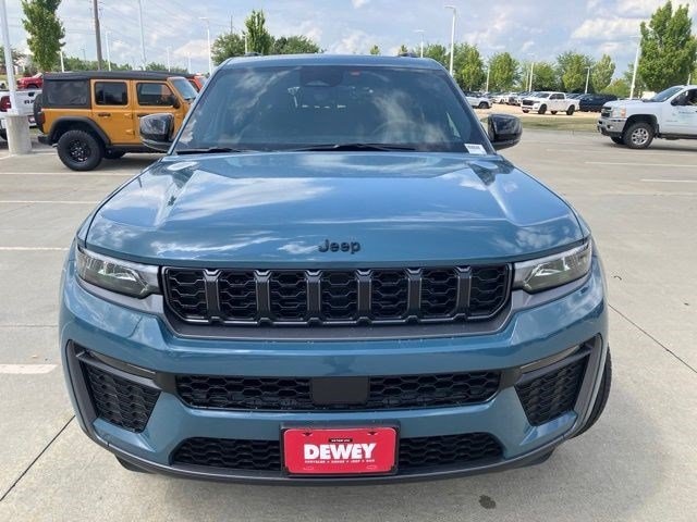 New 2026 Steel Blue Exterior Paint Jeep Limited image 2