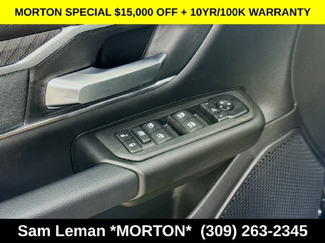New 2026 Diamond Black Crystal Pearl-Coat Exterior Paint Ram Big Horn/Lone Star image 18