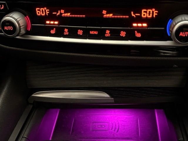 Used 2021 Dark Graphite Metallic BMW 530i image 38