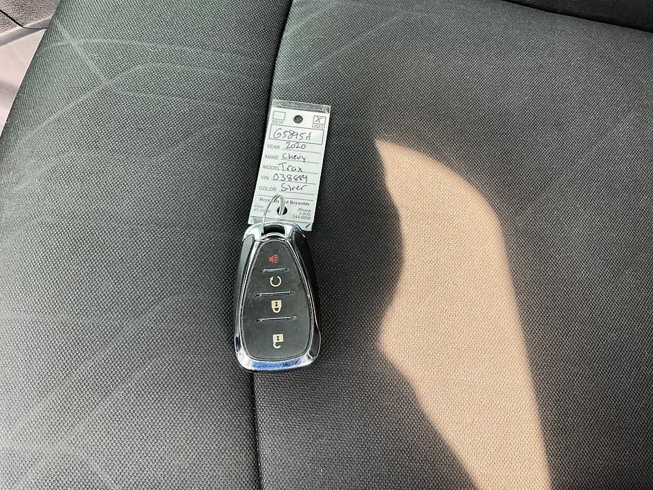 Used 2020 Silver Chevrolet LT image 28