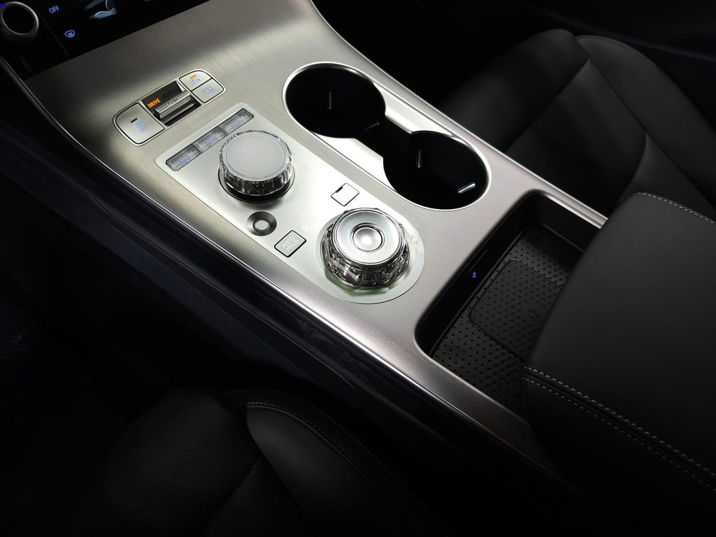 New 2026 Alta White Genesis 2.5T Select image 25