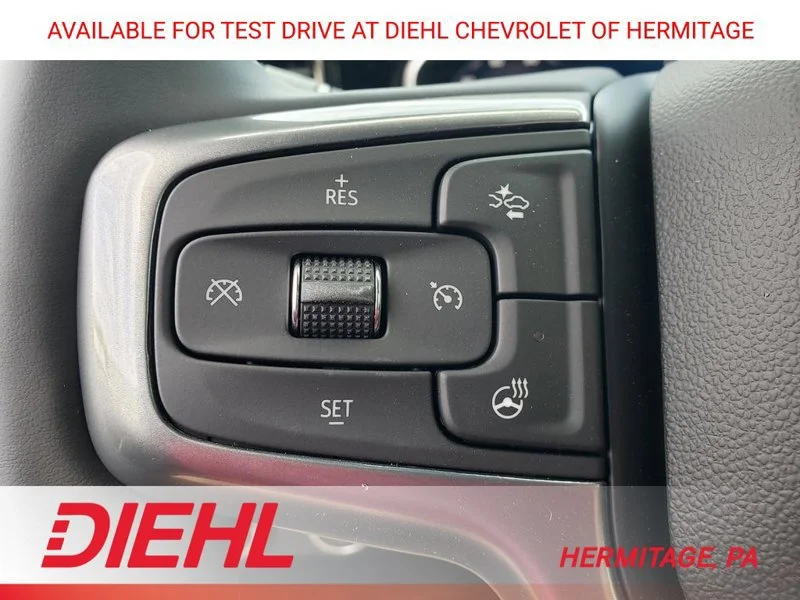 New 2026 Summit White Chevrolet LT (2FL) image 11