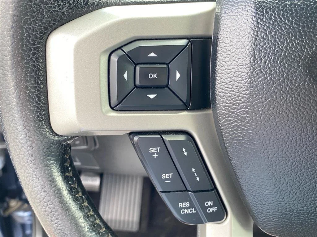 Used 2016 Blue Ford Lariat image 20