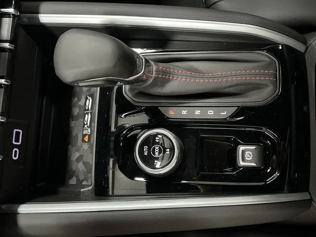 2026 Chevrolet Colorado Z71 - Photo 17