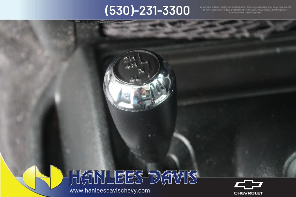 Used 2018 White Jeep Sport image 18