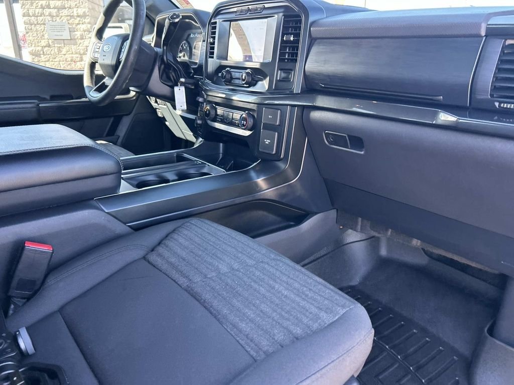 Used 2021 Black Metallic Ford XL image 22