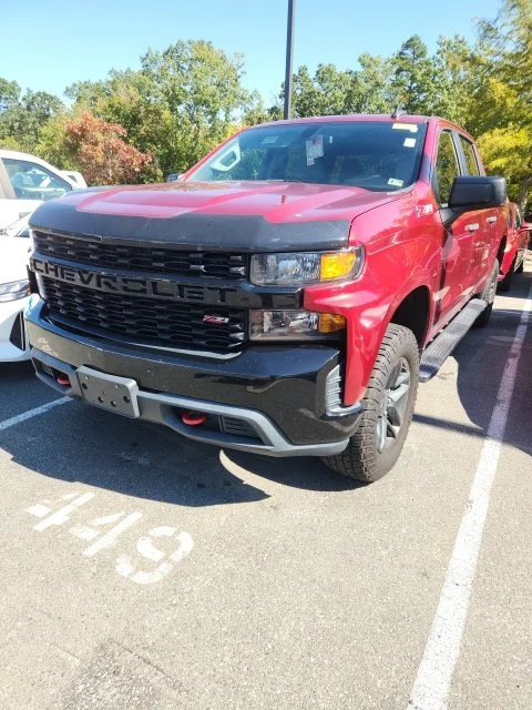 Used 2020 Red Chevrolet Custom Trail Boss image 8