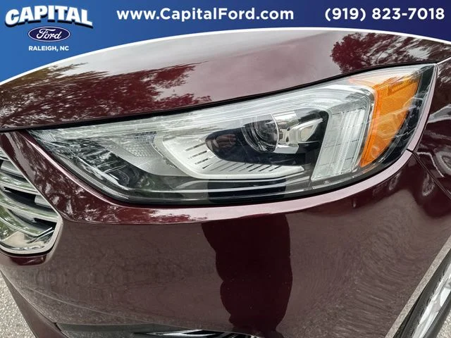 Used 2021 Red Ford SEL image 11