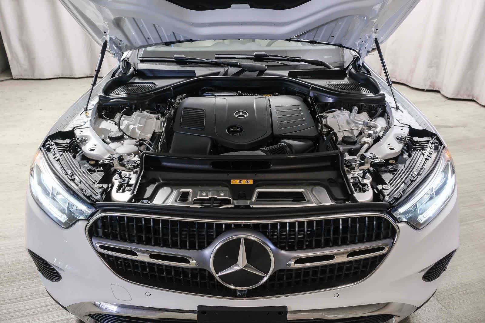 New 2026 Polar White Mercedes-Benz GLC 300 image 72