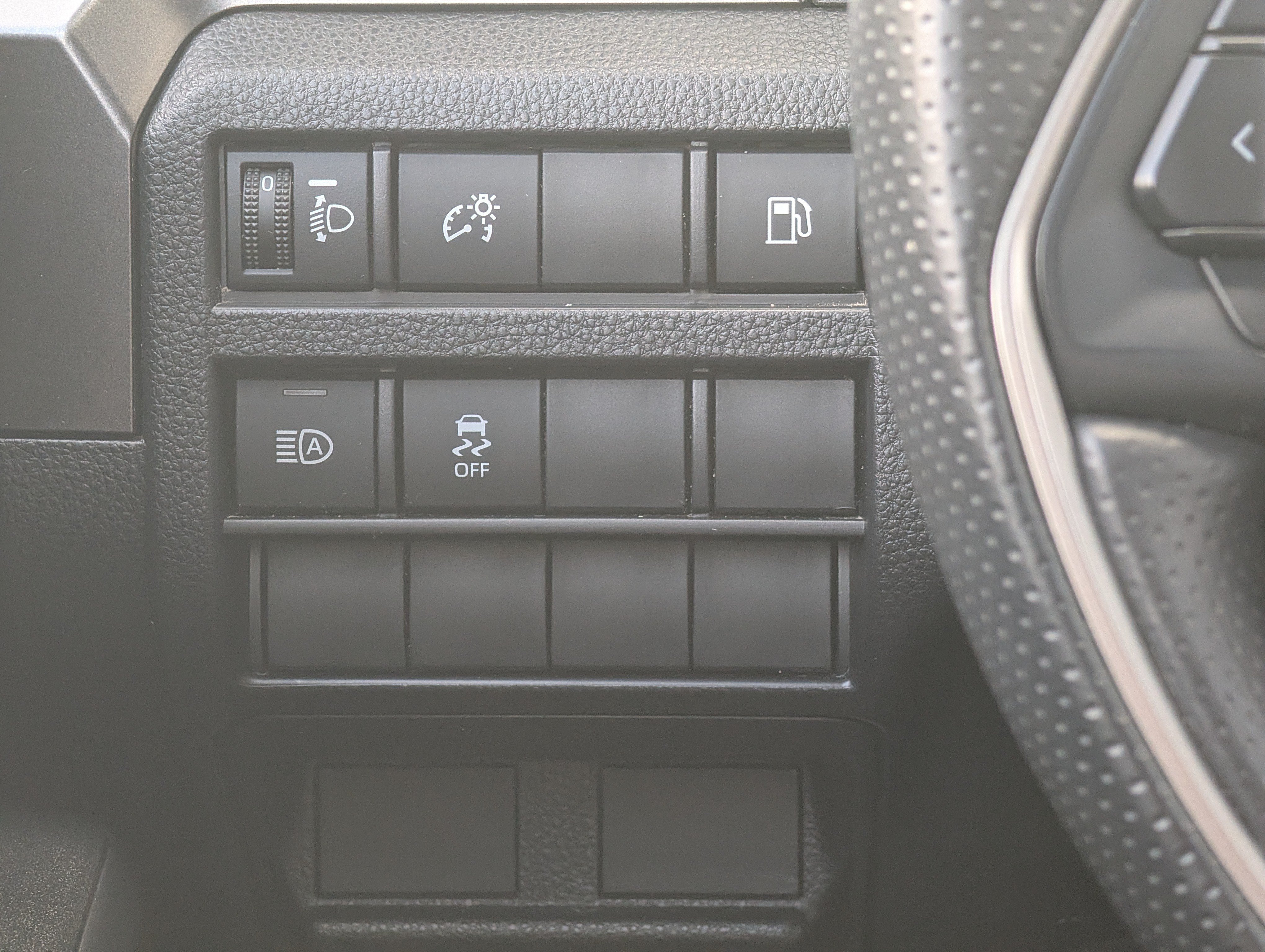 Certified Used 2025 Ice Cap Toyota SR5 image 26
