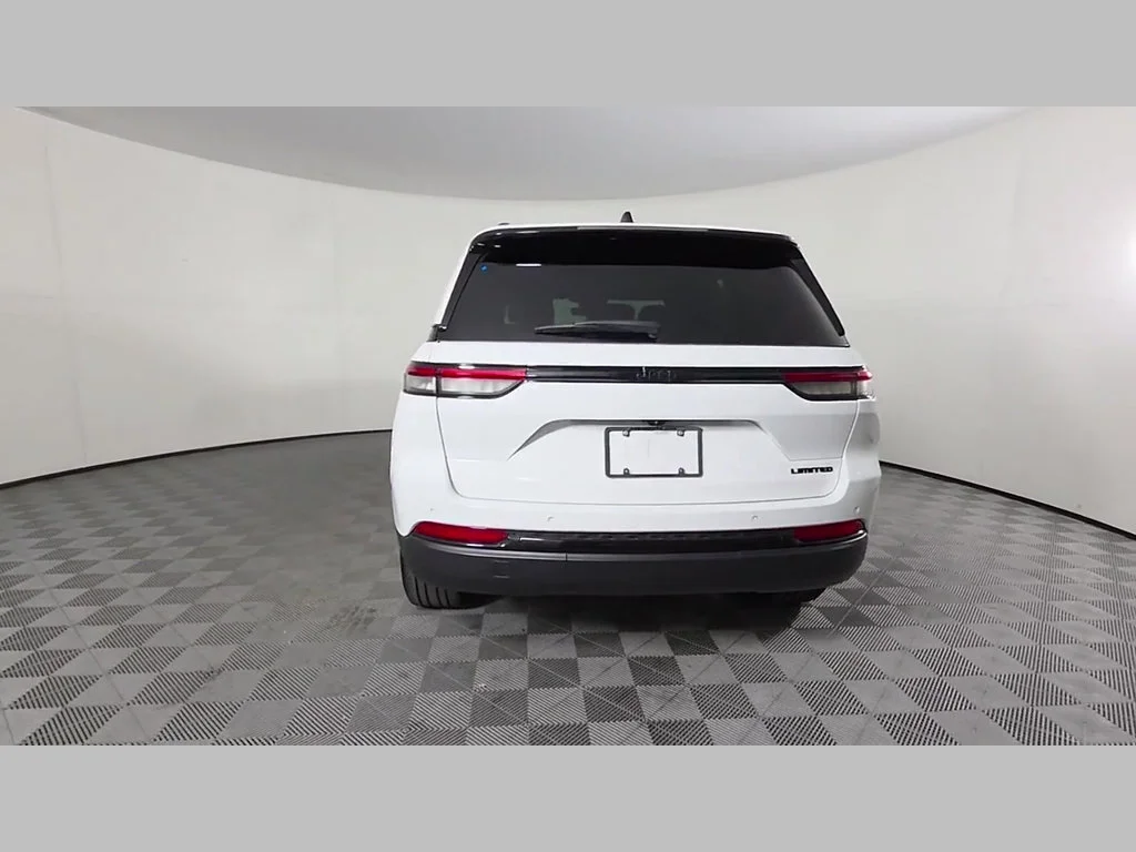 Used 2025 Bright White Clearcoat Jeep Limited image 41