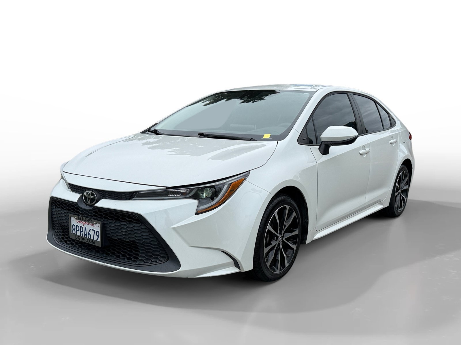 Used 2020 Blizzard Pearl Toyota LE image 1