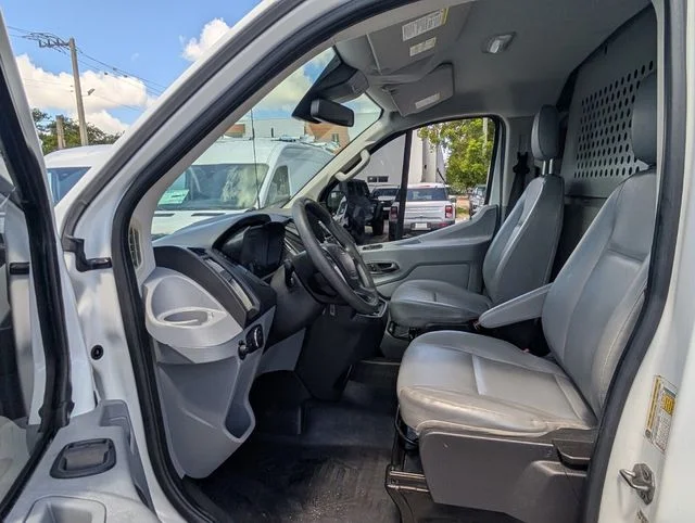 Used 2018 Oxford White Ford Base image 6