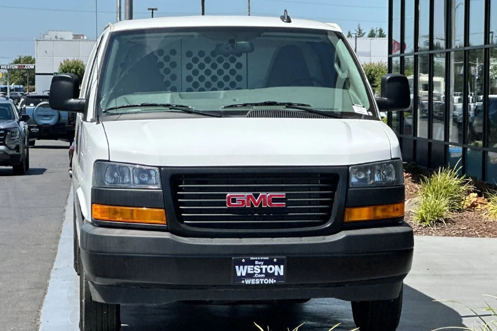 2025 GMC Savana Cargo Work Van - Photo 6