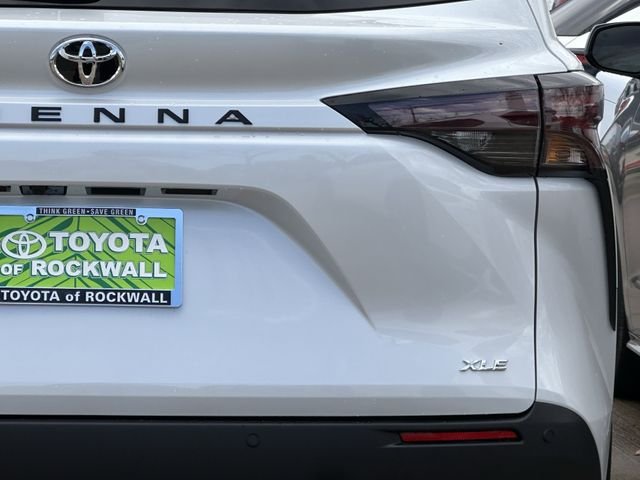 New 2026 Wind Chill Pearl <sup>1</sup> Toyota  XLE image 6
