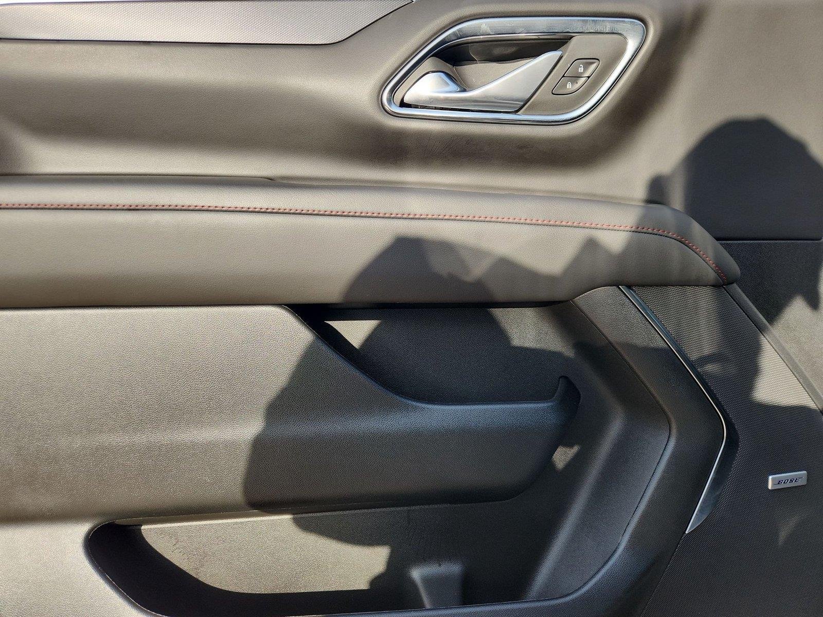 2024 Chevrolet Suburban RST - Photo 23