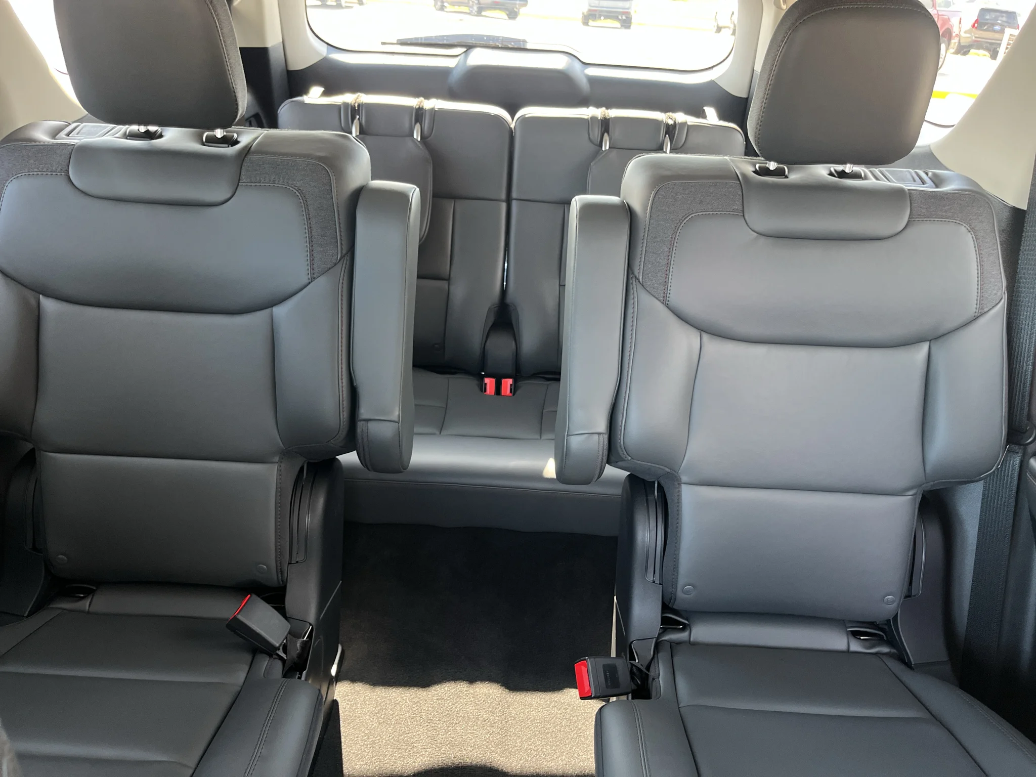 New 2026 Carbonized Gray Metallic Ford Active w/200A Pkg image 23