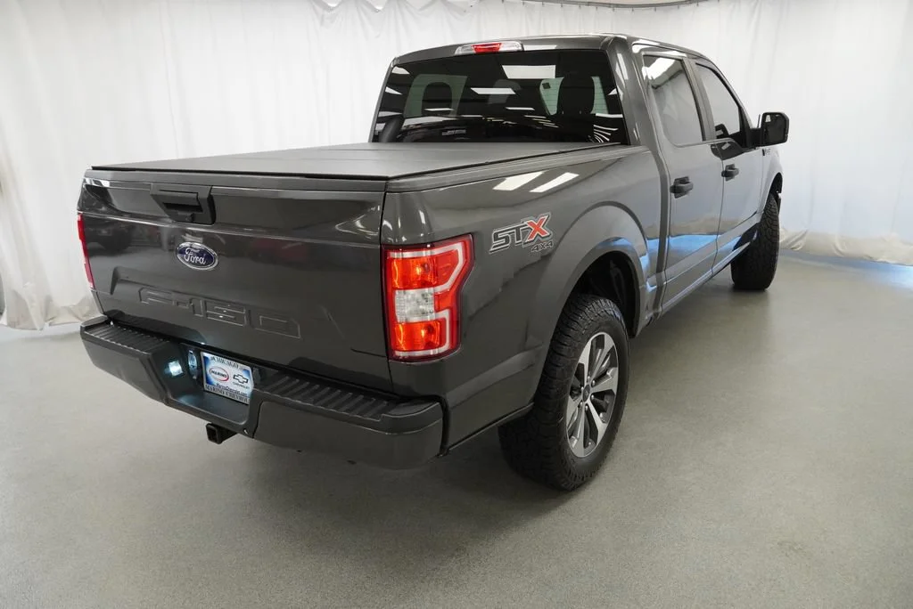 Used 2020 Gray Ford XL image 3