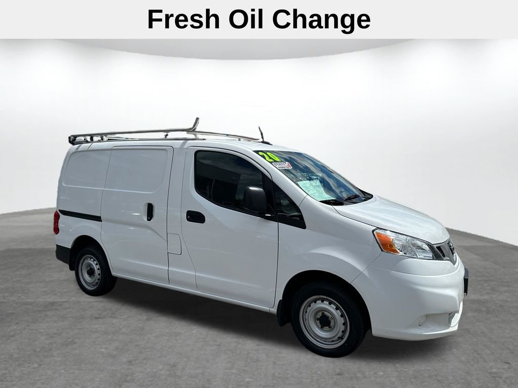Used 2020 White Nissan S image 5