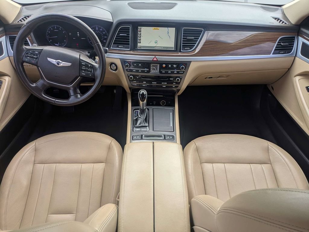 Used 2016 Blue Hyundai 3.8 image 13