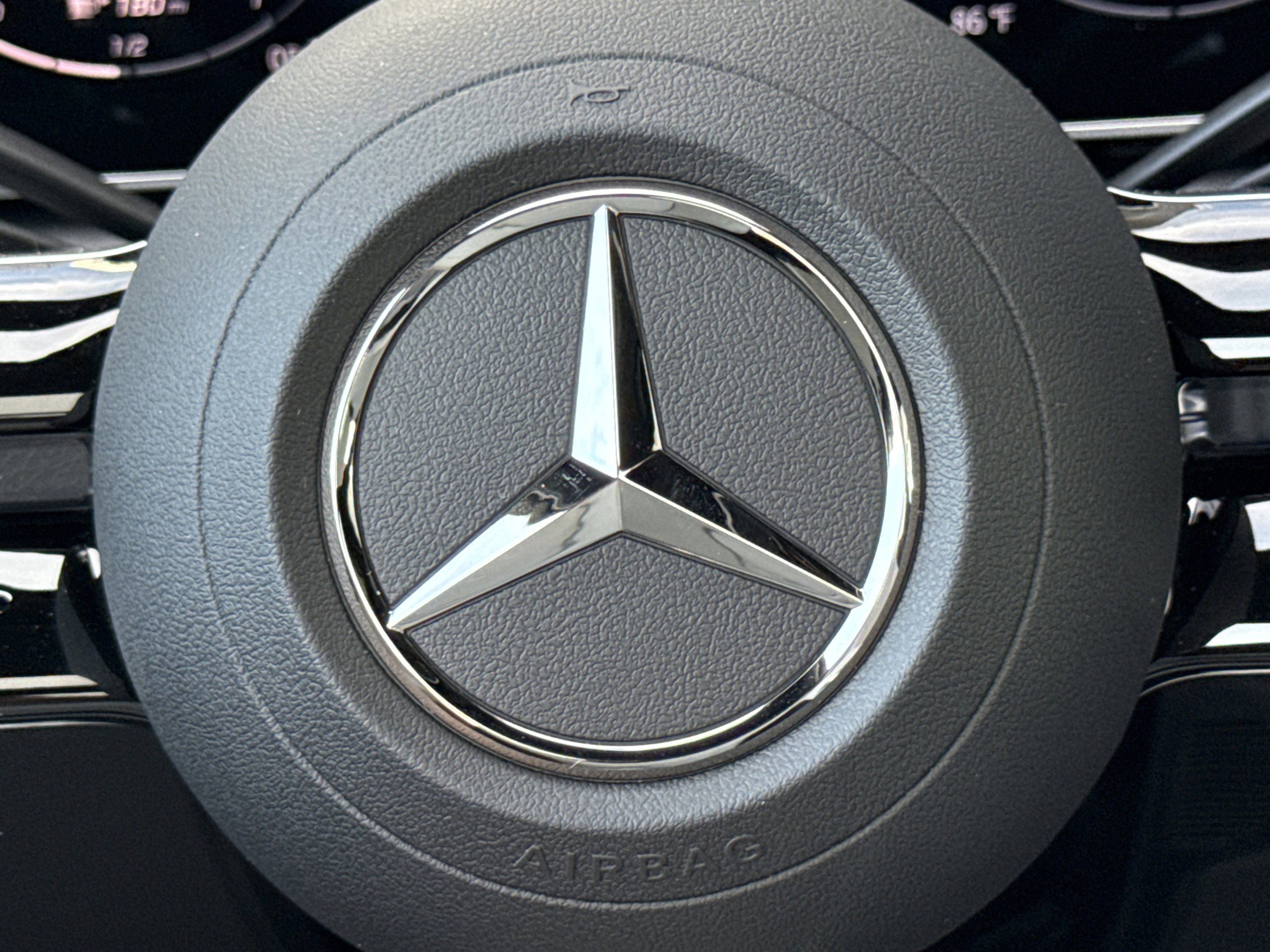 Certified Used 2026 Polar White Mercedes-Benz GLC 300 image 17