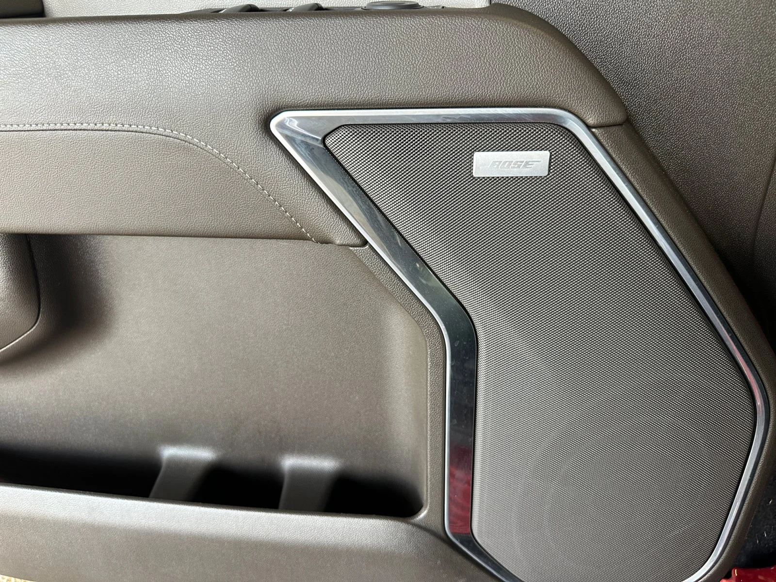 Used 2022 Cayenne Red Tintcoat GMC SLT image 28